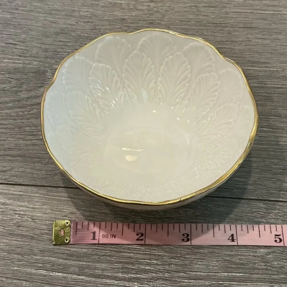Lenox Greenfield Sylvan White 24K Gold Rim Ivory Bone China Embossed‎ Leaf Print
